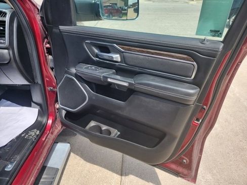 Used 2019 RAM 1500 Laramie image 23