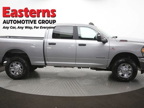 Used 2024 RAM 2500 Big Horn AWD/4WD image 48