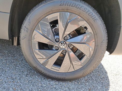 New 2026 Volkswagen Taos S FWD image 26