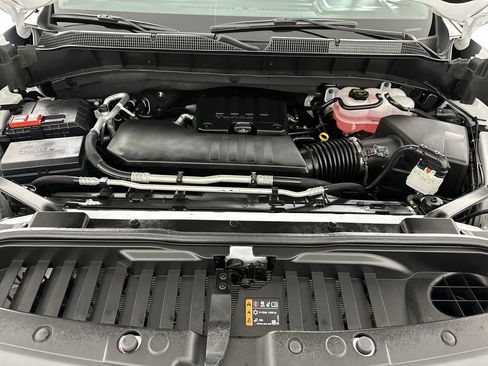Used 2026 Chevrolet Silverado 1500 LT AWD/4WD image 28