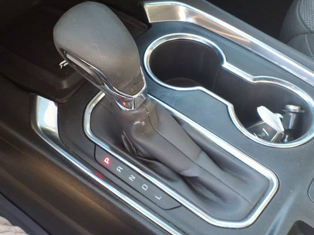 Used 2023 Chevrolet Traverse LT FWD image 15