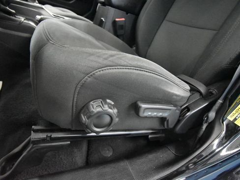 Used 2019 Jeep Wrangler Unlimited Sport S image 5