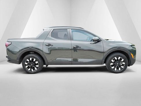Used 2025 Hyundai Santa Cruz SEL AWD/4WD image 8