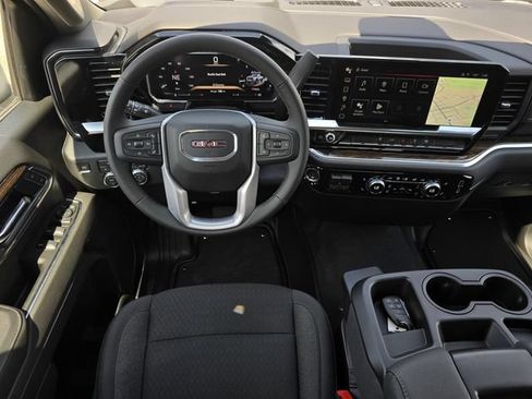 New 2026 GMC Sierra 2500 SLE w/ SLE Value Package; AWD/4WD image 11