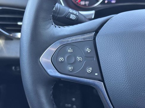 Used 2022 Chevrolet Traverse Premier w/ Redline Edition image 11