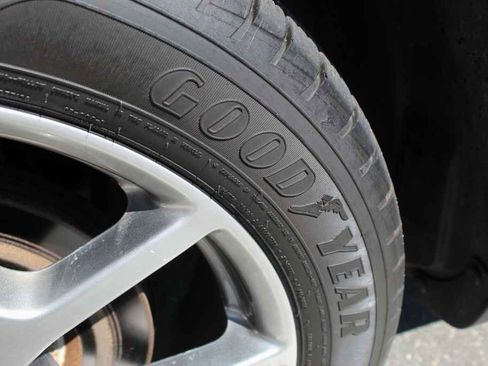 Used 2019 Dodge Journey GT image 24