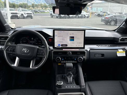 New 2026 Toyota Tacoma TRD Off-Road w/ TRD Off Road Premium Package AWD/4WD image 11