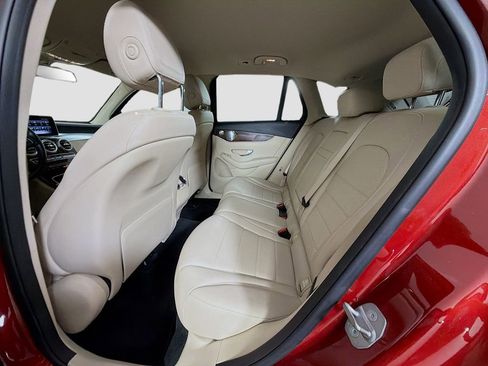 Certified 2018 Mercedes-Benz GLC 300 4MATIC image 24