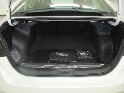 New 2025 Nissan Altima 2.5 SR image 13