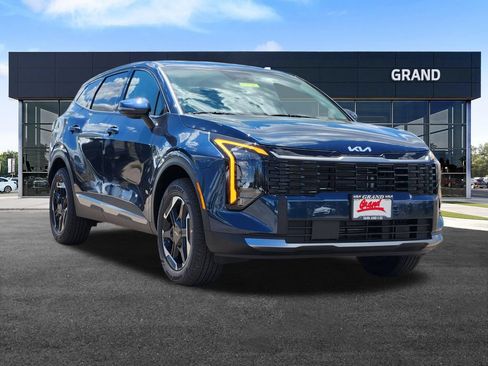 New 2027 Kia Sportage S AWD/4WD image 2