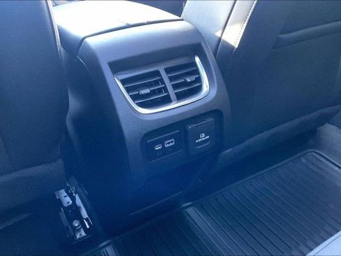 Used 2019 Chevrolet Blazer LT w/ Sun and Wheels Package image 39