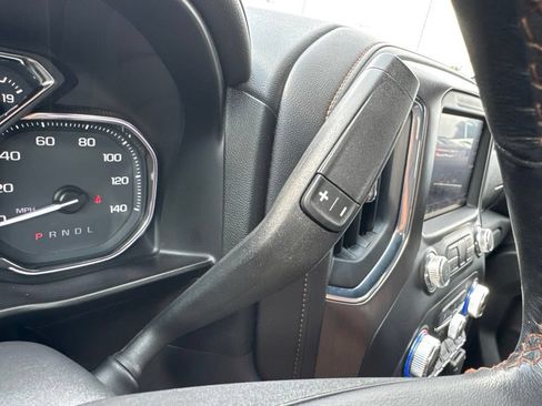 Used 2020 GMC Sierra 1500 AT4 w/ AT4 Premium Package AWD/4WD image 16