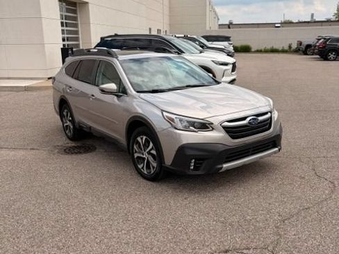 Used 2020 Subaru Outback Limited w/ Popular Package #2 AWD/4WD image 2