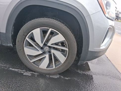 Used 2024 Volkswagen Atlas SE image 6