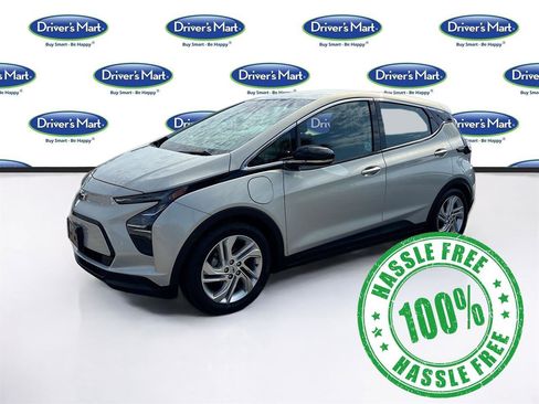 Used 2022 Chevrolet Bolt LT FWD image 3