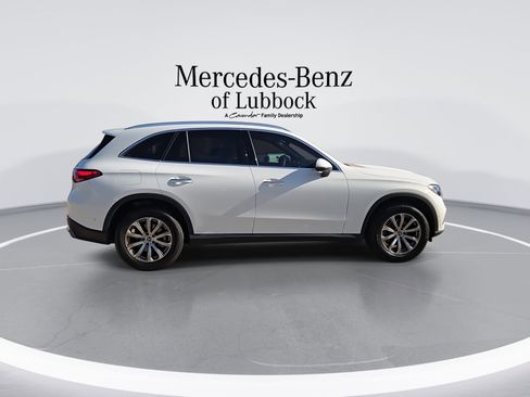 New 2026 Mercedes-Benz GLC 300 4MATIC image 9