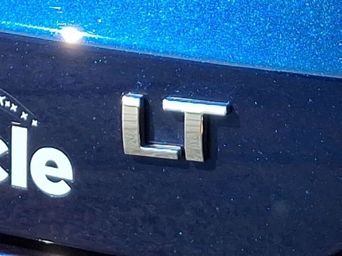 Used 2024 Chevrolet Trax LT w/ Driver Confidence Package image 30