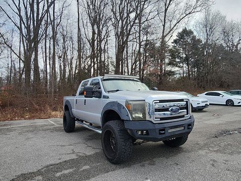 Used 2015 Ford F250 XLT w/ XLT Value Package image 7
