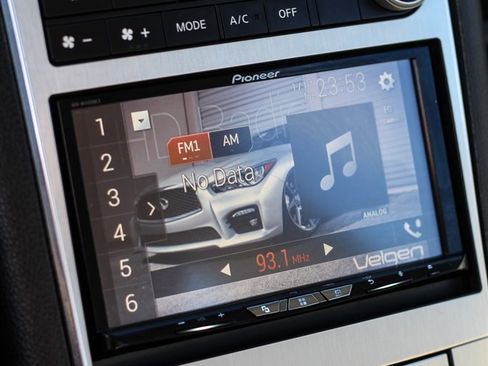 Used 2005 INFINITI G35 Coupe w/ (R01) Aero Pkg image 8