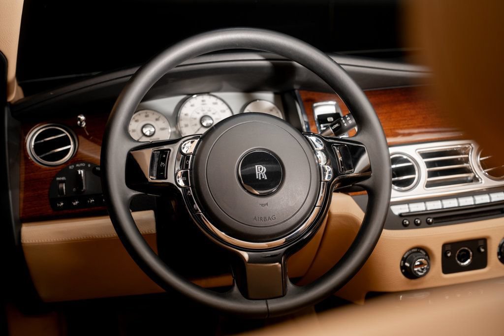 Used 2010 Rolls-Royce Ghost RWD image 11