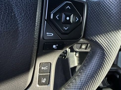 Certified 2021 Toyota Tacoma SR5 image 18