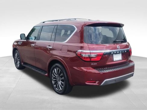 Used 2024 Nissan Armada Platinum w/ Captain's Chairs Package RWD image 4