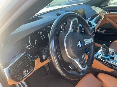 Used 2018 BMW 540i image 6
