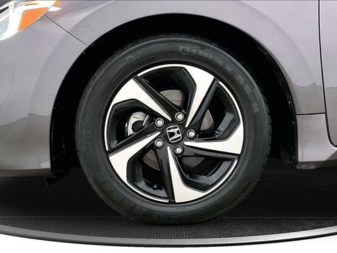 Used 2021 Honda Insight EX image 32