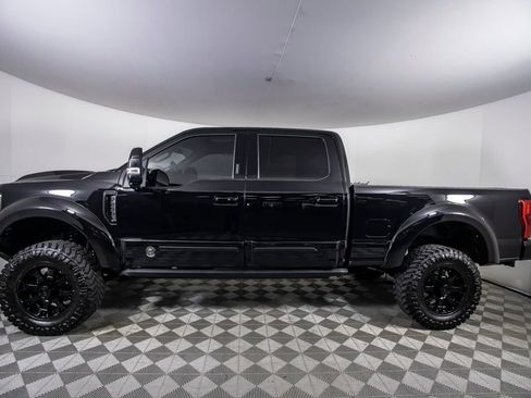 Used 2019 Ford F250 Lariat w/ Lariat Ultimate Package AWD/4WD image 10