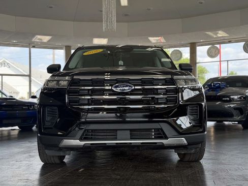 Used 2026 Ford Explorer Active AWD/4WD image 15