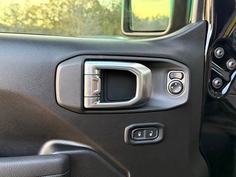 New 2026 Jeep Wrangler Rubicon image 15