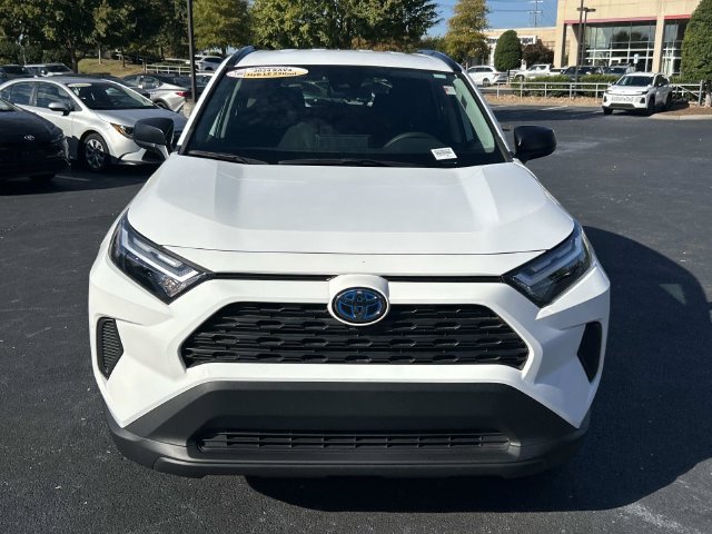 Used 2024 Toyota RAV4 LE AWD/4WD image 9