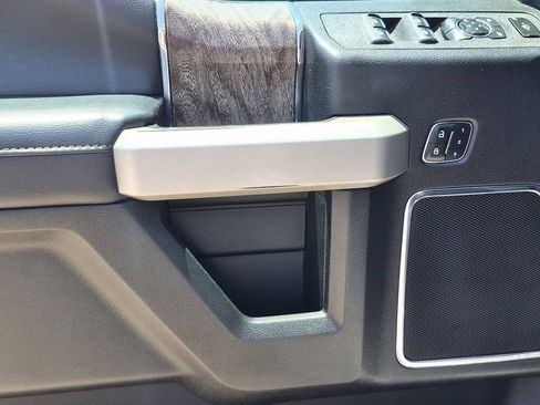 Used 2019 Ford F450 Lariat w/ Lariat Ultimate Package AWD/4WD image 21