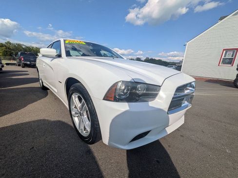 Used 2011 Dodge Charger R/T AWD/4WD image 8