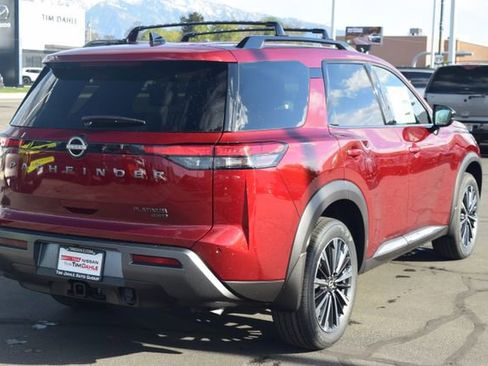 New 2026 Nissan Pathfinder Platinum AWD/4WD image 7