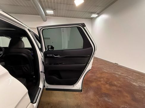 Used 2025 Hyundai Palisade Calligraphy AWD/4WD image 64