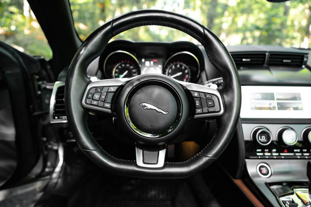 Used 2019 Jaguar F-TYPE Convertible AWD image 21