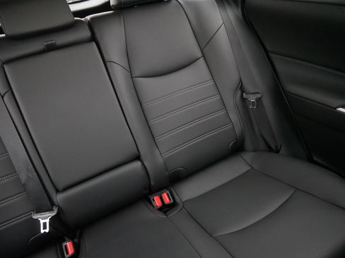 Certified 2025 Toyota RAV4 XLE Premium image 14