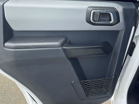 Used 2024 Ford Bronco Big Bend image 16