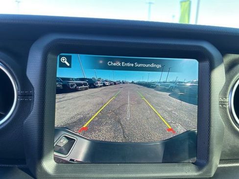 Used 2021 Jeep Gladiator Overland w/ Popular Equipment Package image 21