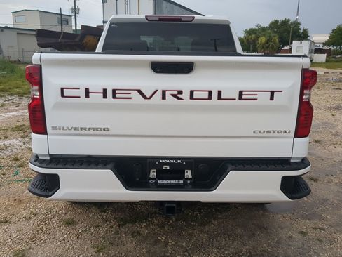 Certified 2022 Chevrolet Silverado 1500 Custom image 5