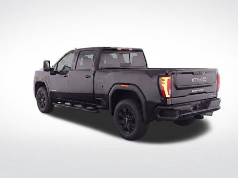 New 2026 GMC Sierra 2500 AT4 w/ Technology Package AWD/4WD image 9
