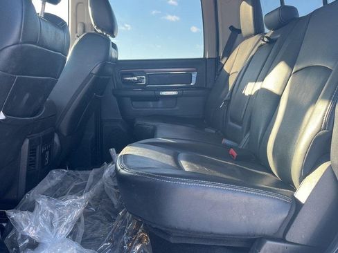 Used 2014 RAM 1500 Laramie w/ Convenience Group image 10