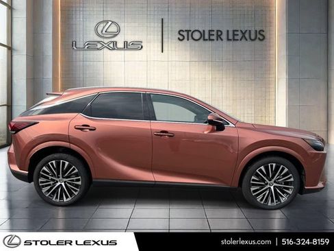 Used 2025 Lexus RX 350 w/ Convenience Package AWD/4WD image 4