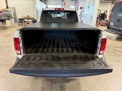 Certified 2017 RAM 1500 Big Horn AWD/4WD image 28