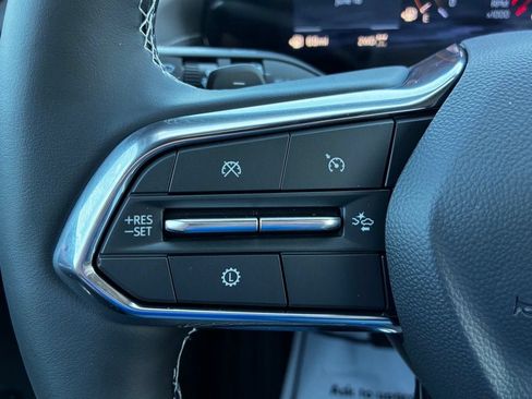 New 2026 Chevrolet Traverse Z71 w/ Driver Confidence Package AWD/4WD image 11