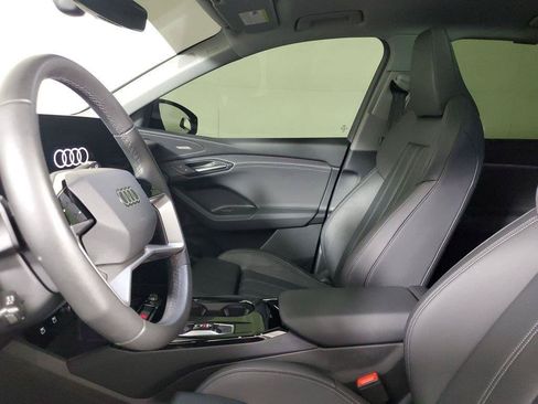 Certified 2025 Audi Q6 e-tron Premium Plus w/ Premium Plus AWD/4WD image 23