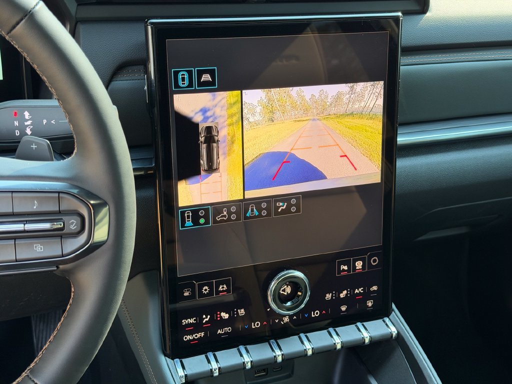 New 2027 GMC Terrain AT4 w/ Convenience Package III AWD/4WD image 19