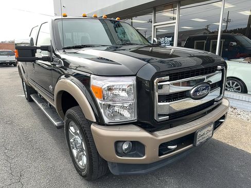 Used 2012 Ford F250 King Ranch w/ King Ranch w/Chrome Pkg image 2