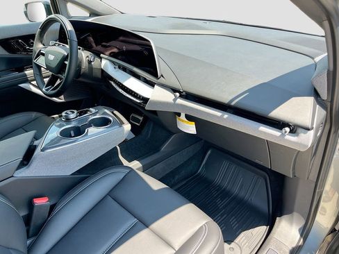 New 2026 Cadillac Optiq Luxury 1 AWD/4WD image 35